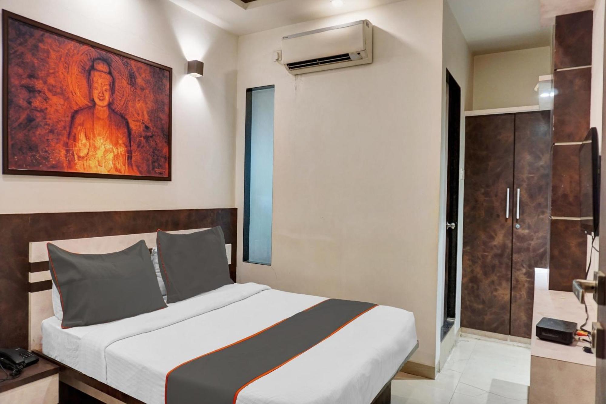 Collection O Royce Studios Near Pune Airport Exteriör bild